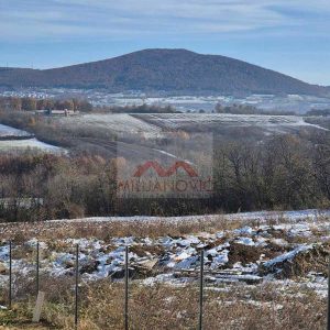 moderna nova kuća u drlupi kod kosmaja pogled sa terase