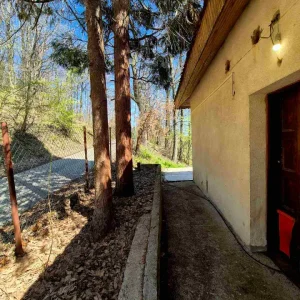 kuća vikendica na vrh kosmaja na prodaju